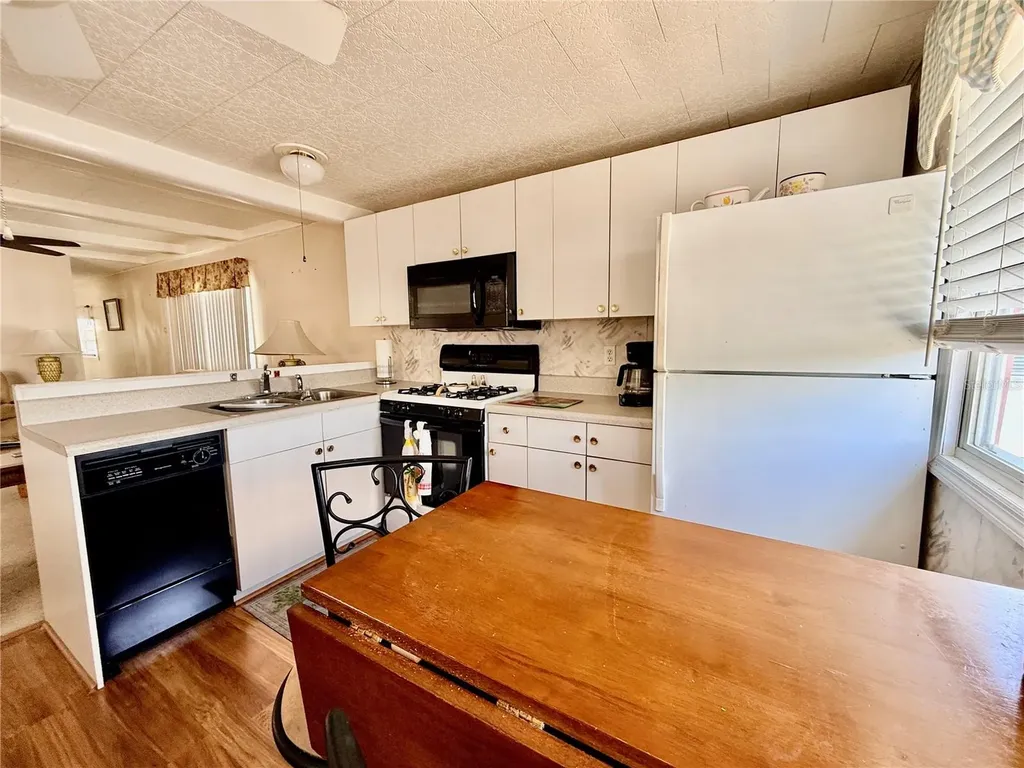 651 54th Lane S Gulfport FL 33707