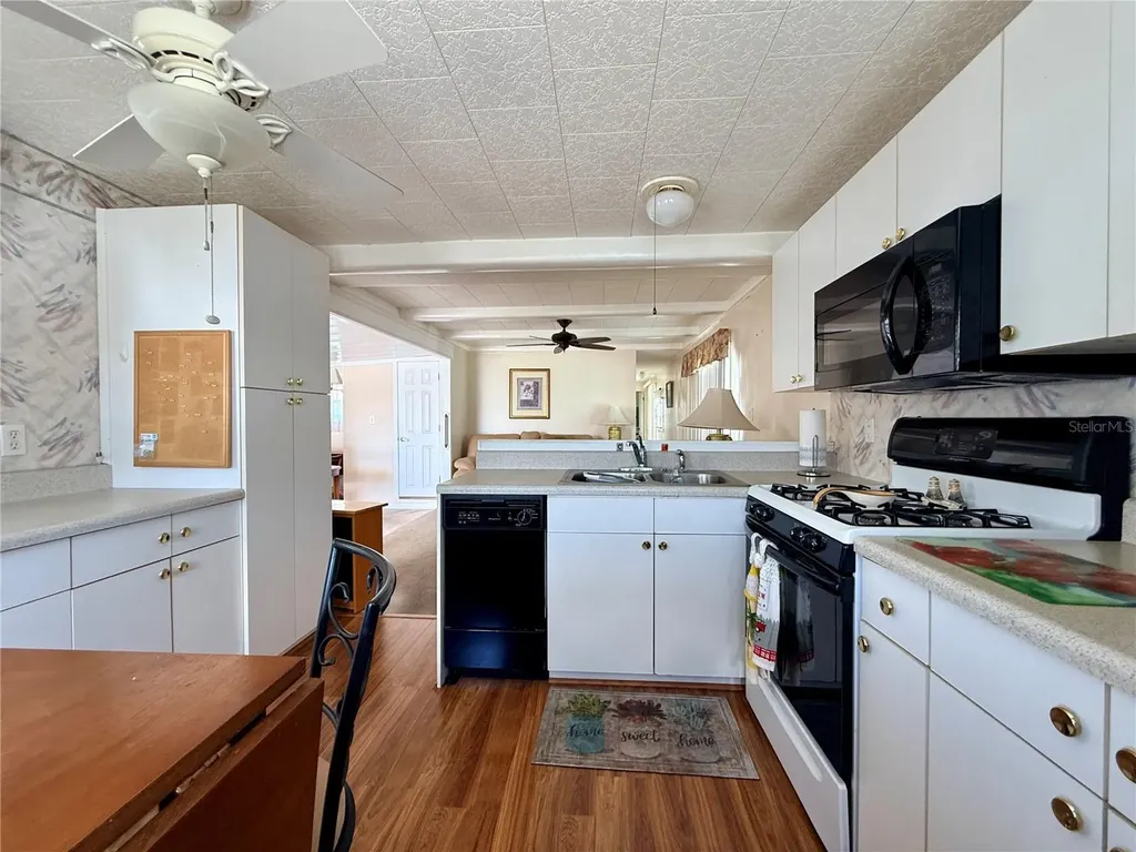651 54th Lane S Gulfport FL 33707