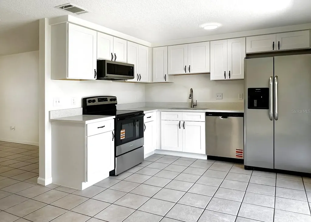 2307 Merrily Circle N Seffner FL 33584