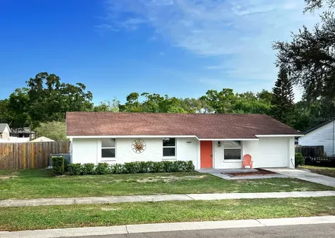 2307 Merrily Circle N Seffner FL 33584