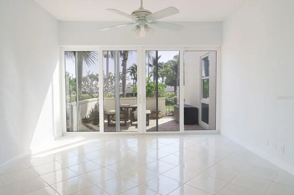 7400 Sun Island Drive S South Pasadena FL 33707