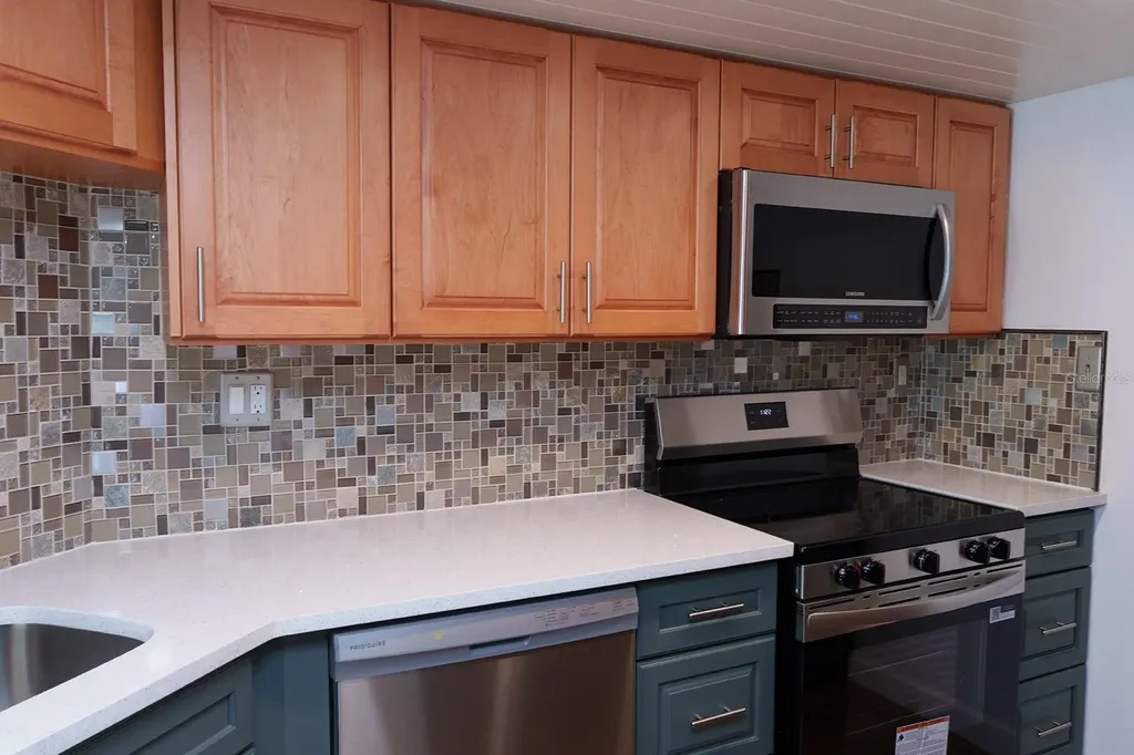 7400 Sun Island Drive S South Pasadena FL 33707