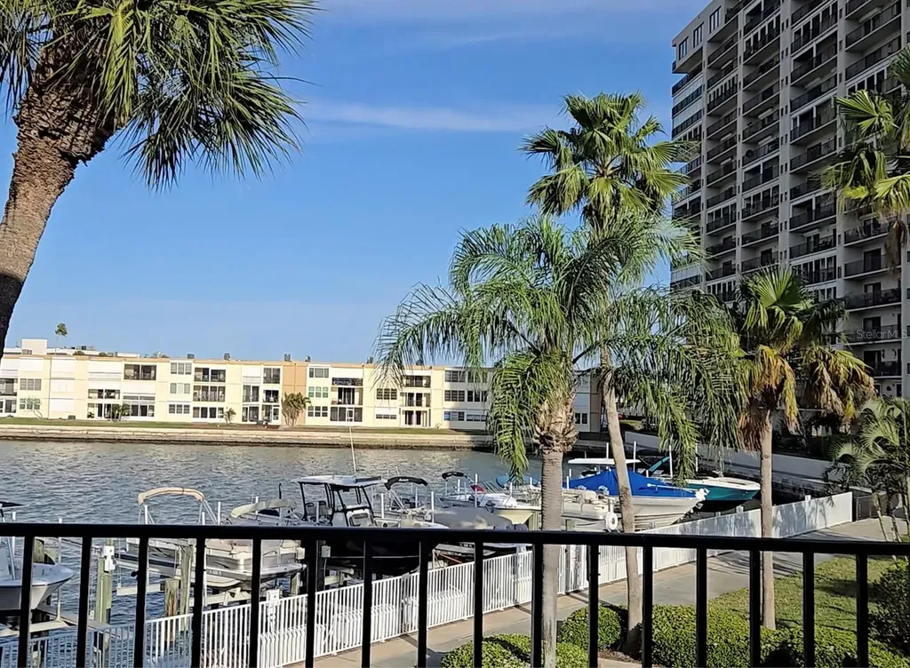7400 Sun Island Drive S South Pasadena FL 33707