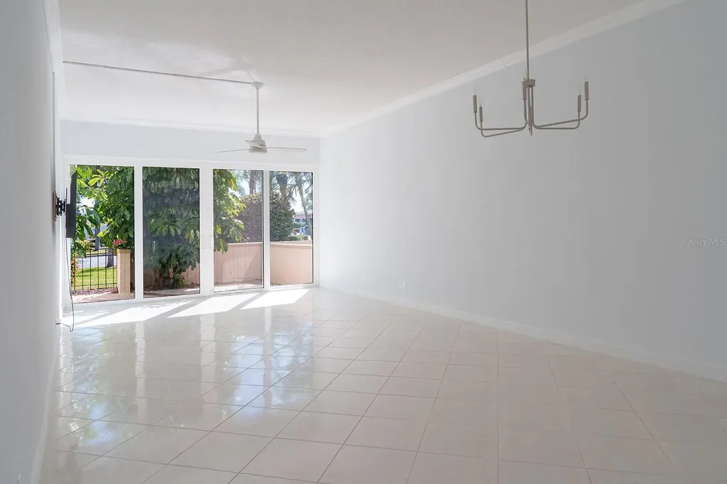 7400 Sun Island Drive S South Pasadena FL 33707