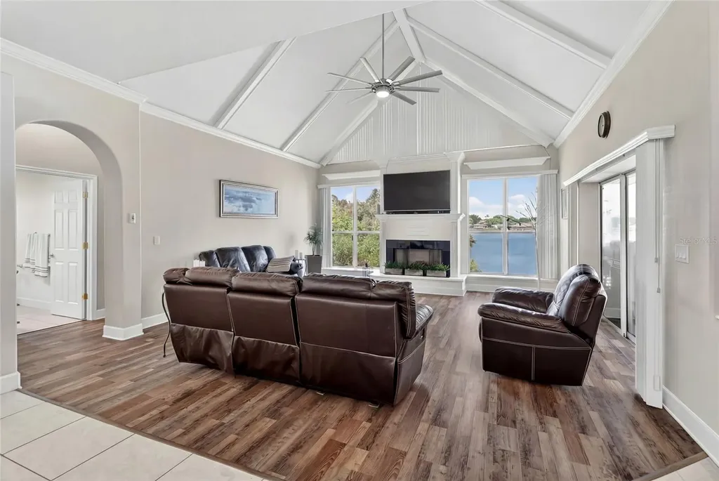 1028 S Lake Mariam Drive Winter Haven FL 33884