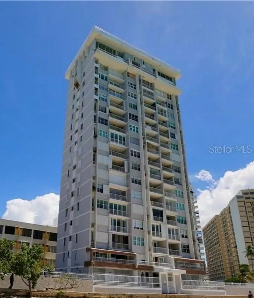 C5 Amapola Street Carolina PR 00979
