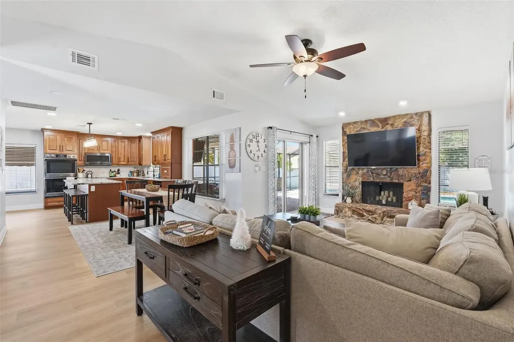 12762 98th Street Largo FL 33773