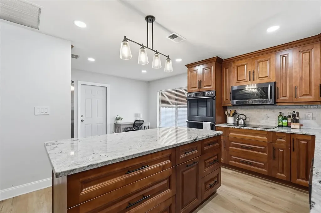 12762 98th Street Largo FL 33773