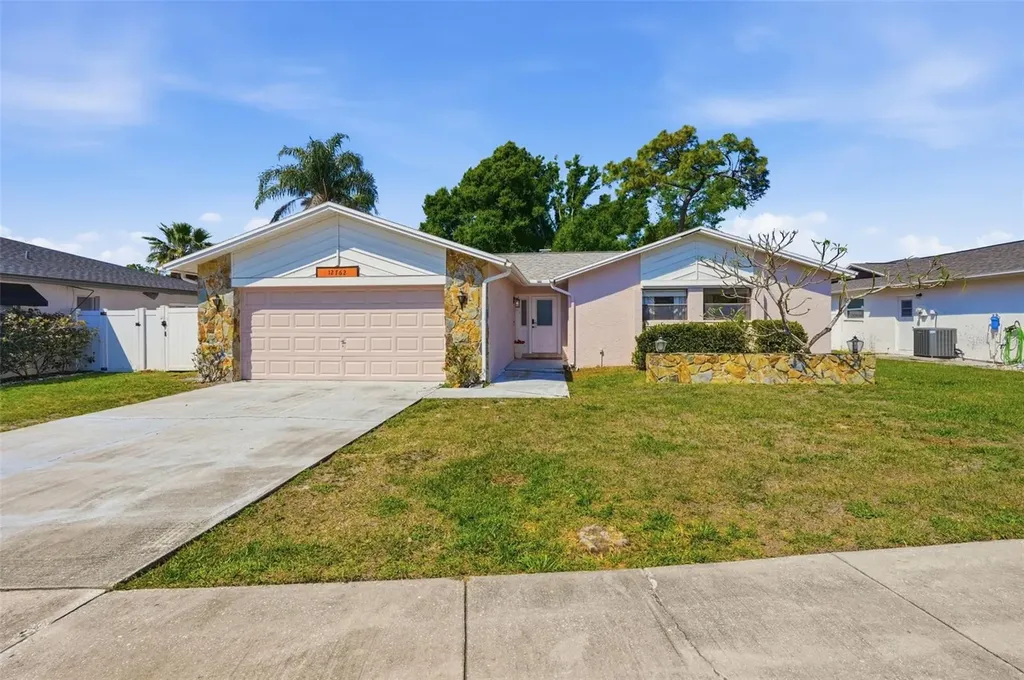 12762 98th Street Largo FL 33773