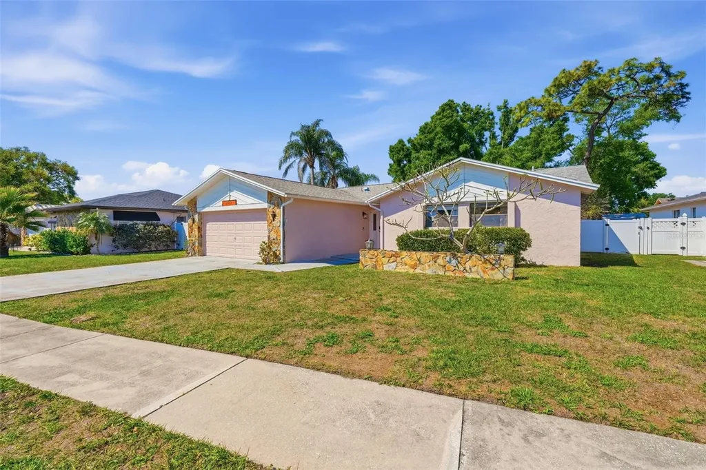 12762 98th Street Largo FL 33773