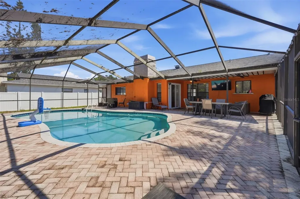 12762 98th Street Largo FL 33773