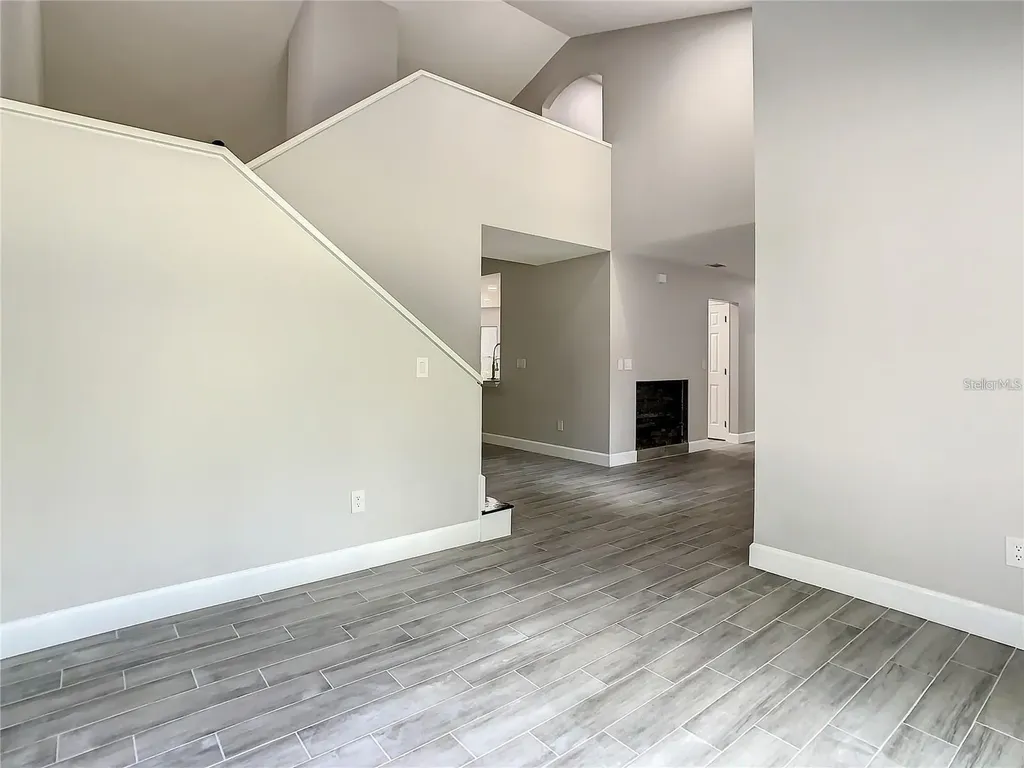 6708 Yardley Way Tampa FL 33647