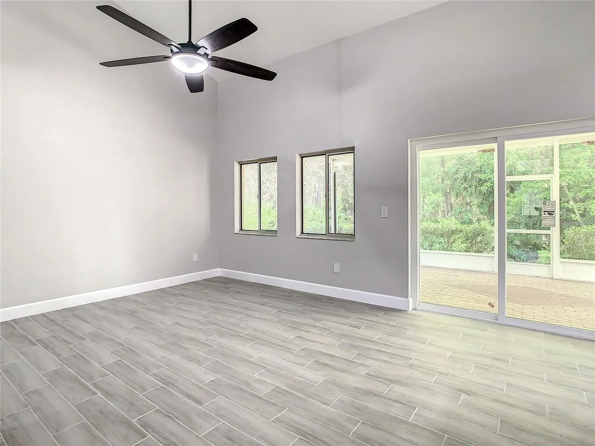 6708 Yardley Way Tampa FL 33647