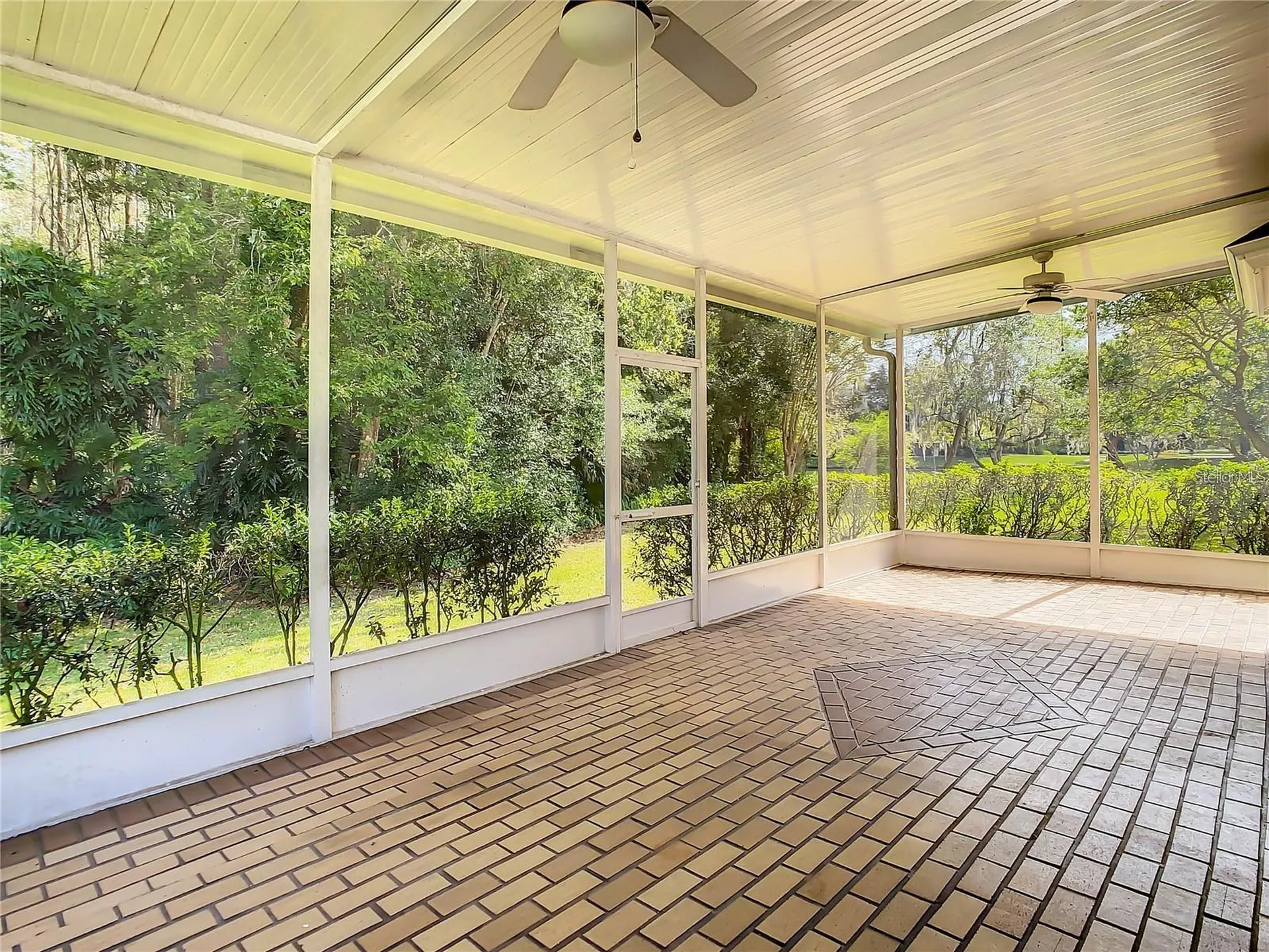 6708 Yardley Way Tampa FL 33647