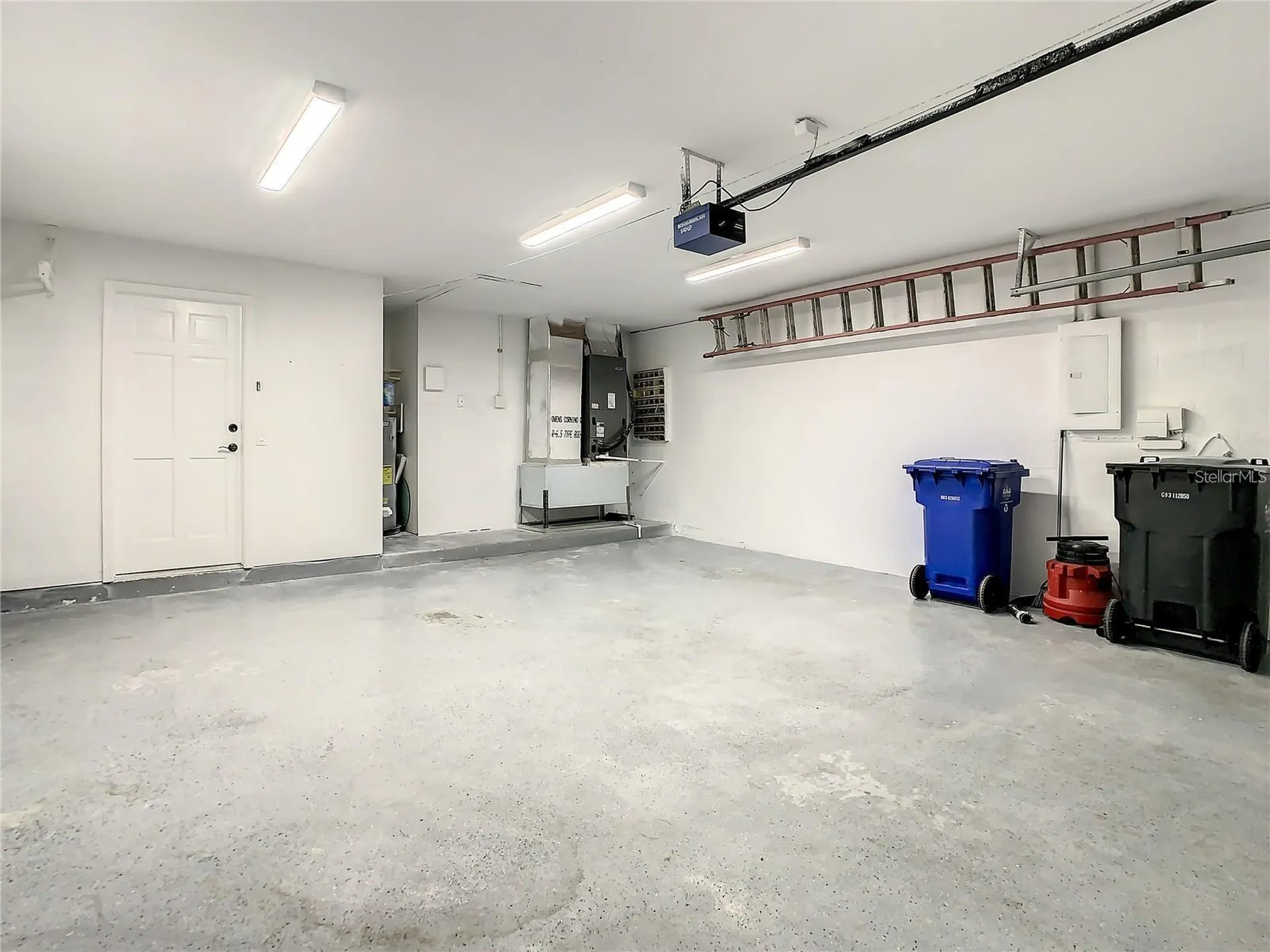 6708 Yardley Way Tampa FL 33647