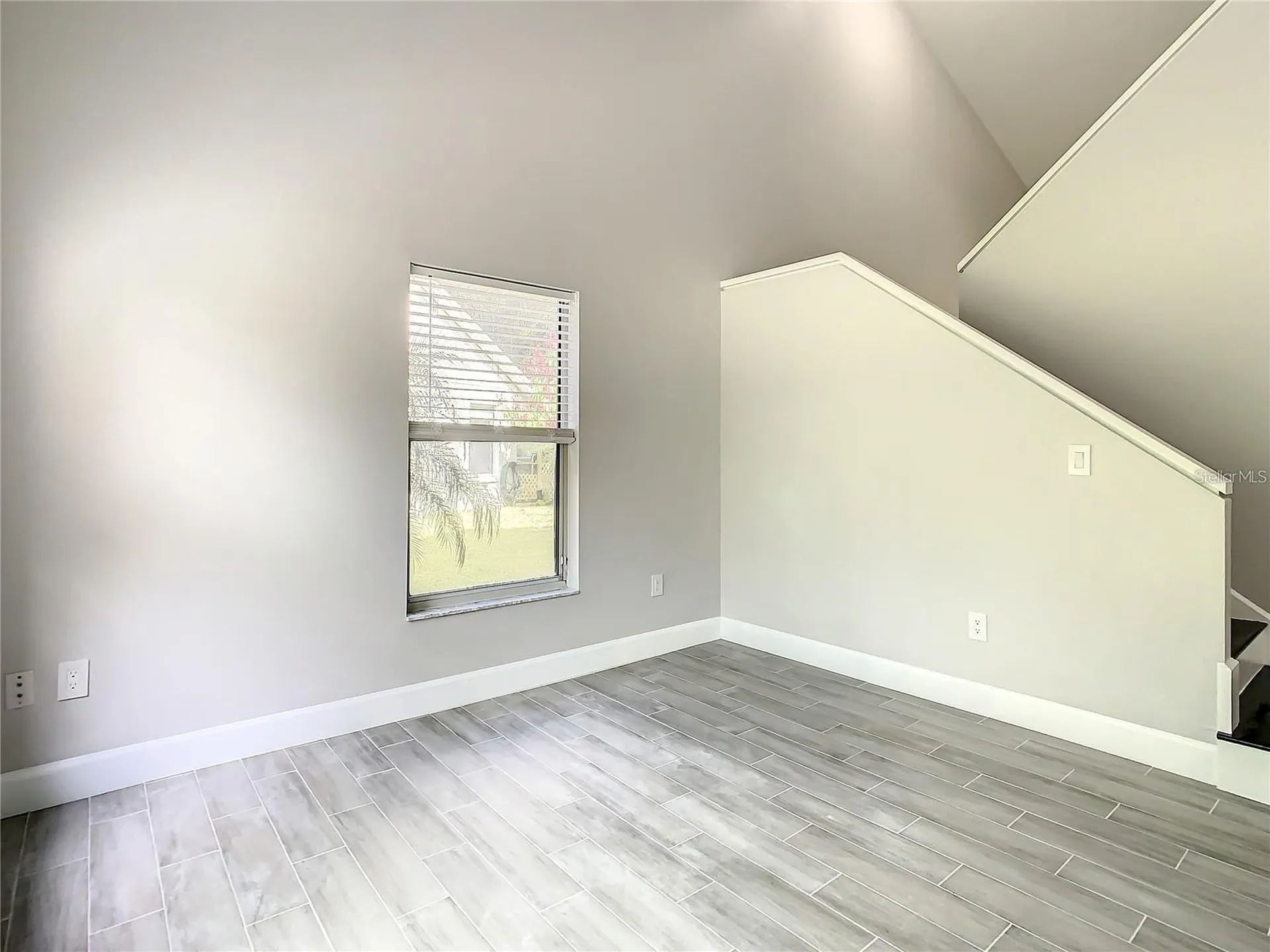 6708 Yardley Way Tampa FL 33647