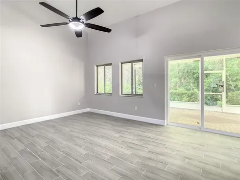 6708 Yardley Way Tampa FL 33647