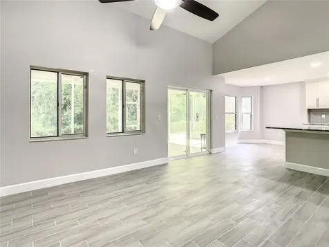6708 Yardley Way Tampa FL 33647