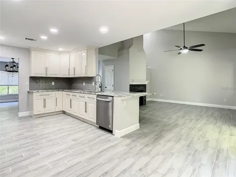 6708 Yardley Way Tampa FL 33647