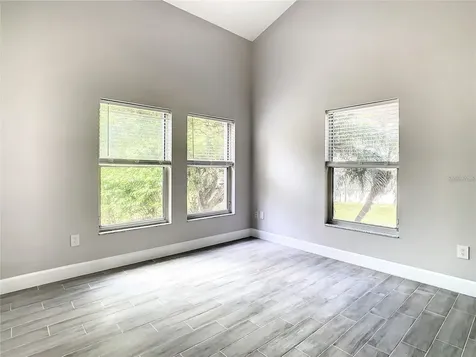 6708 Yardley Way Tampa FL 33647