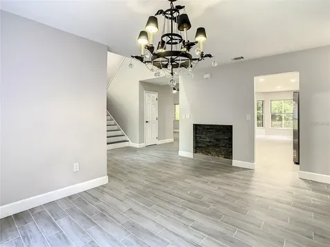 6708 Yardley Way Tampa FL 33647