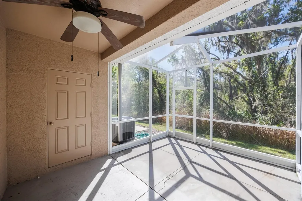 15843 Fishhawk View Drive Lithia FL 33547
