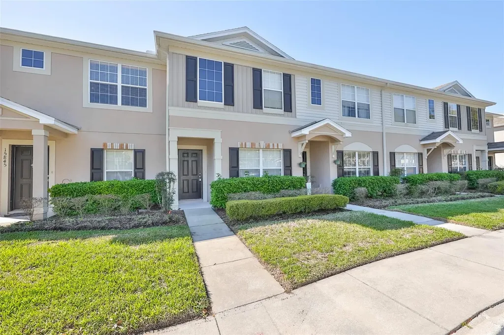 15843 Fishhawk View Drive Lithia FL 33547