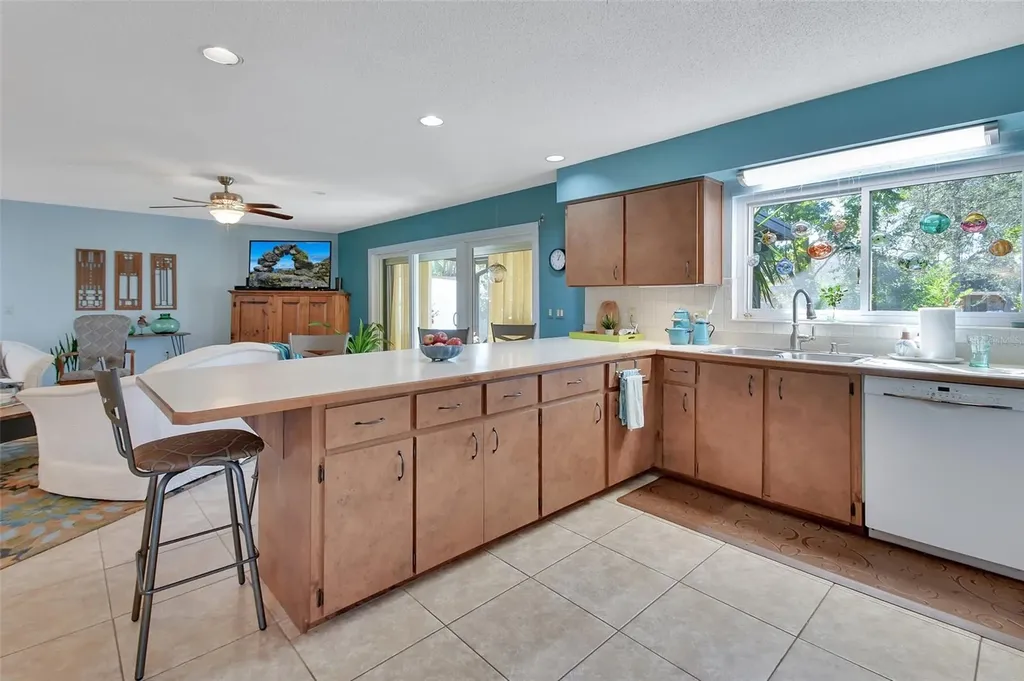 890 Lancaster Road Deland FL 32720