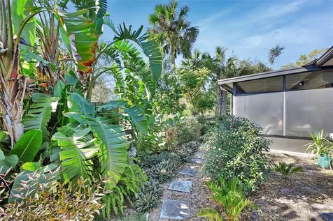 890 Lancaster Road Deland FL 32720