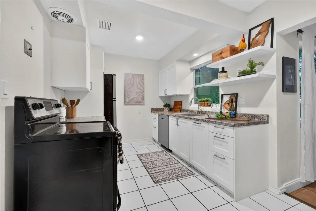 1623 Dartmouth Street Clearwater FL 33755