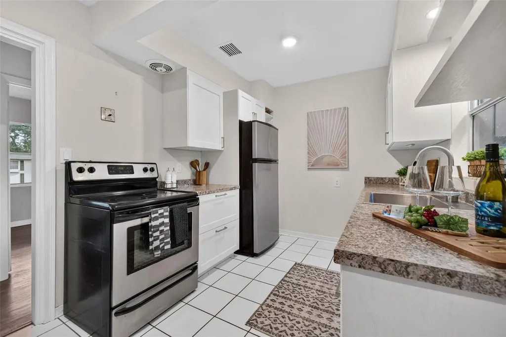 1623 Dartmouth Street Clearwater FL 33755