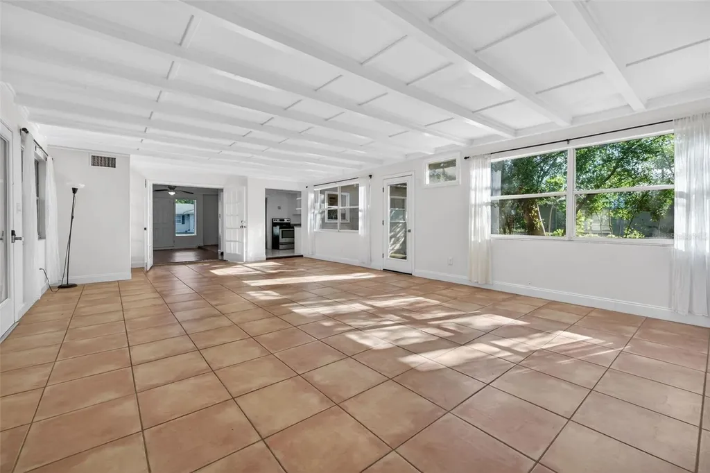 1623 Dartmouth Street Clearwater FL 33755