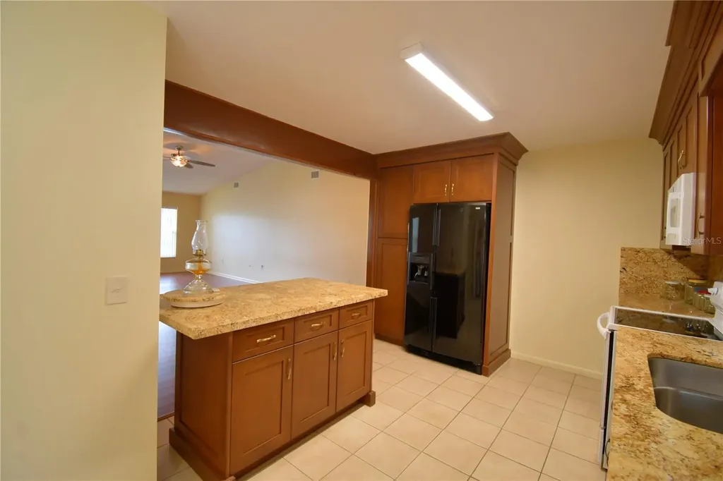 1690 Colonnades Circle N Lakeland FL 33811