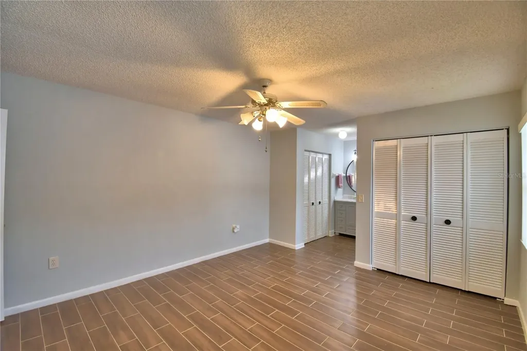 1690 Colonnades Circle N Lakeland FL 33811