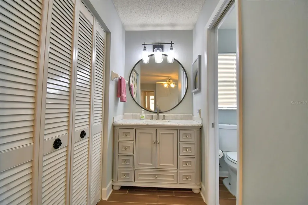 1690 Colonnades Circle N Lakeland FL 33811
