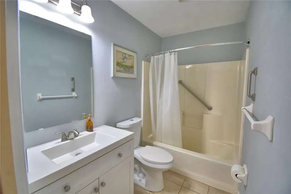 1690 Colonnades Circle N Lakeland FL 33811