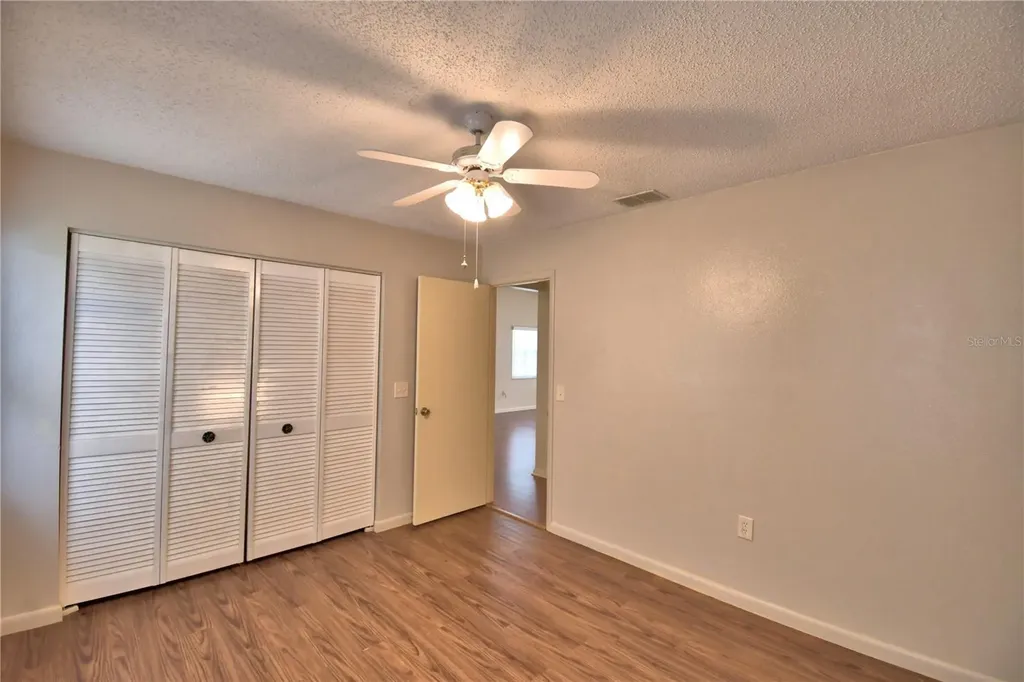 1690 Colonnades Circle N Lakeland FL 33811