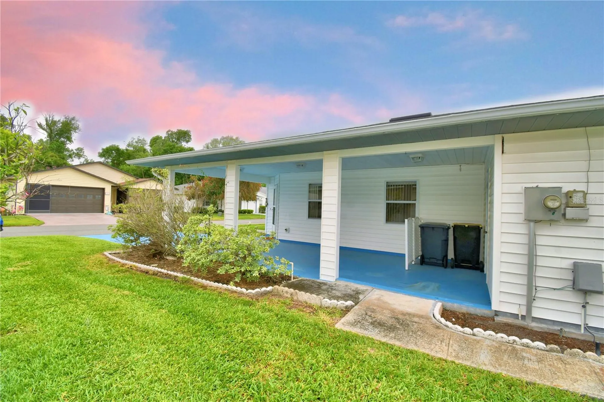 1690 Colonnades Circle N Lakeland FL 33811