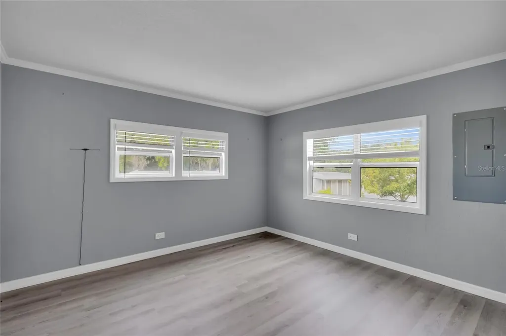 100 Papaya Cove Leesburg FL 34748