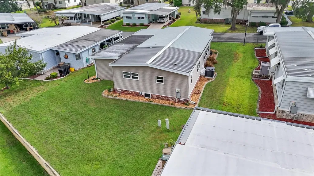100 Papaya Cove Leesburg FL 34748