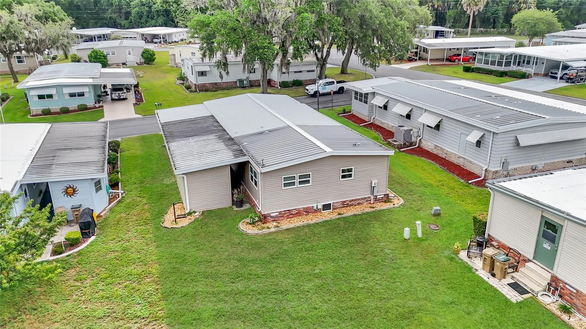 100 Papaya Cove Leesburg FL 34748
