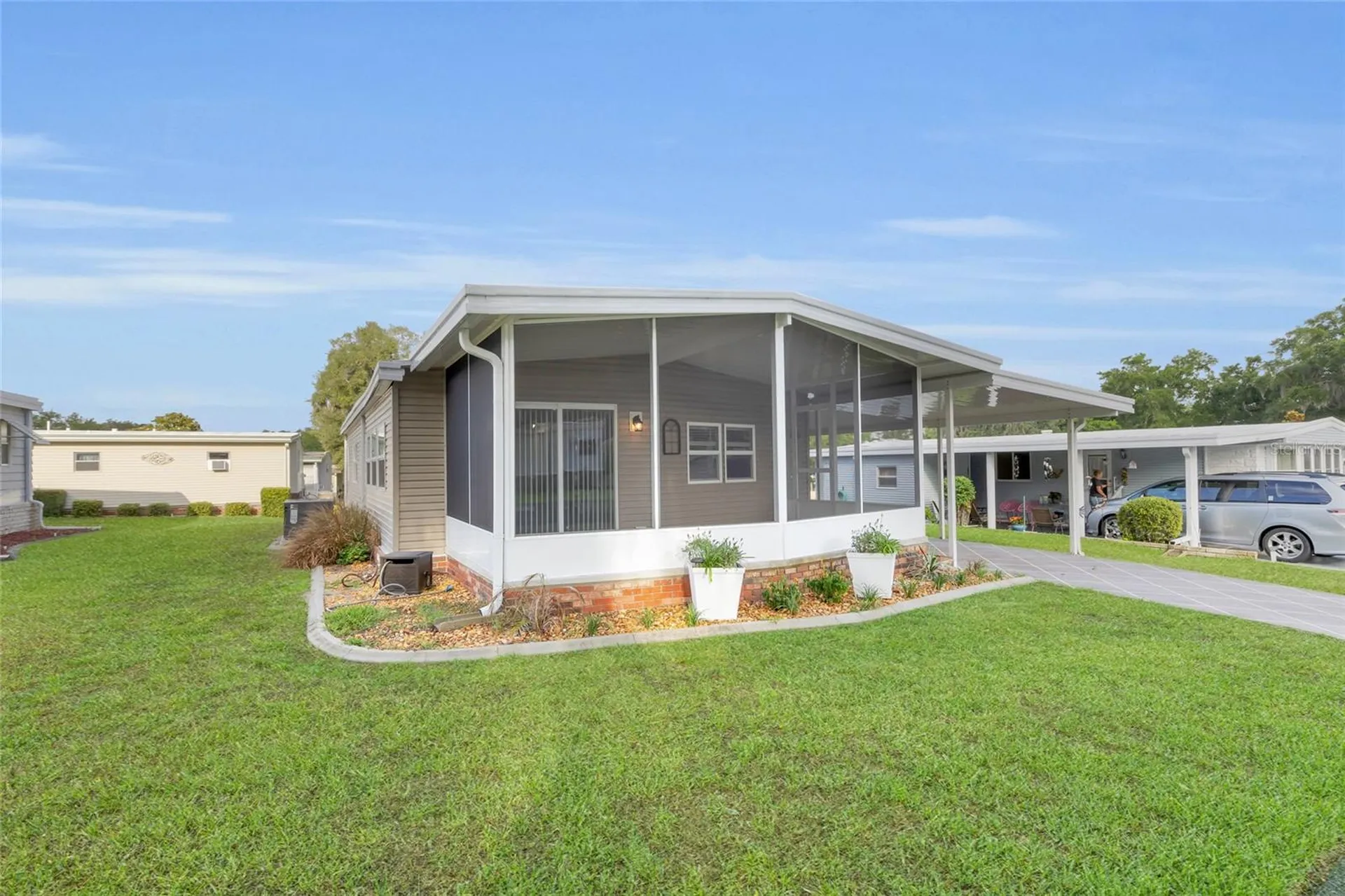 100 Papaya Cove Leesburg FL 34748