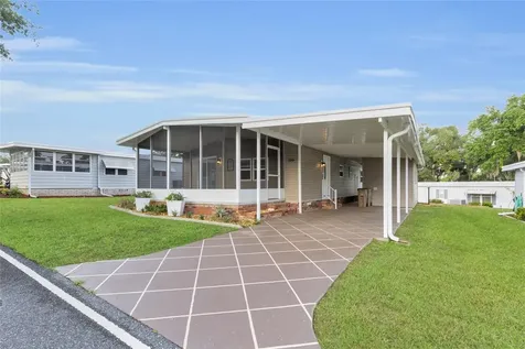 100 Papaya Cove Leesburg FL 34748