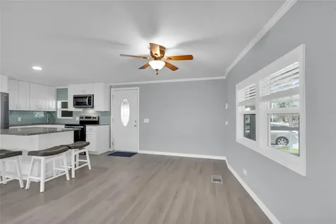 100 Papaya Cove Leesburg FL 34748