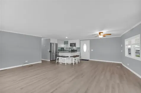 100 Papaya Cove Leesburg FL 34748