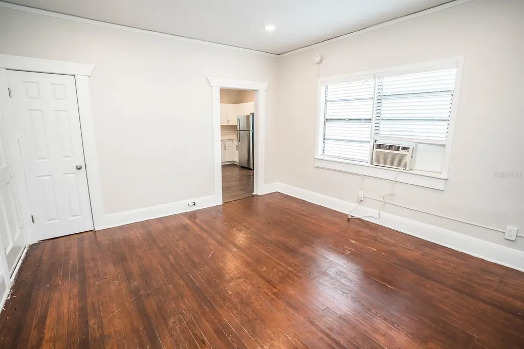 409 E Jean Street Tampa FL 33604