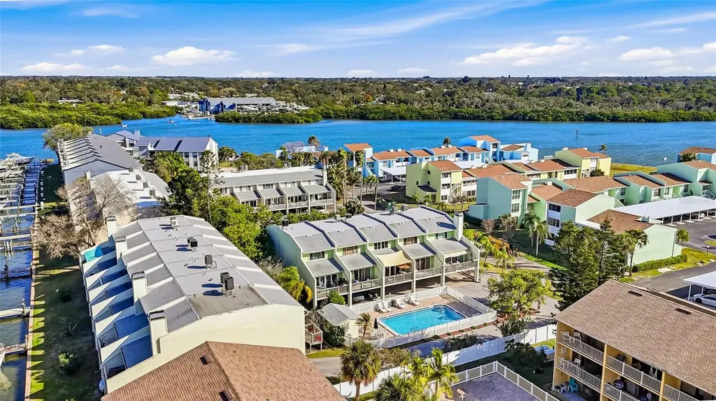 318 Windrush Boulevard Indian Rocks Beach FL 33785