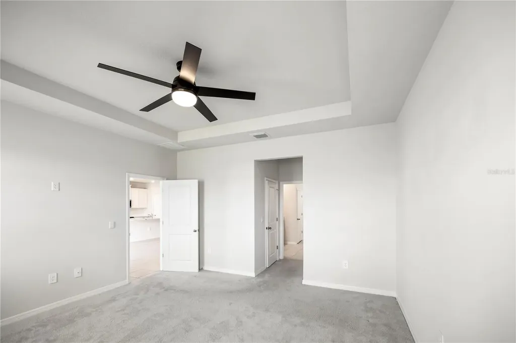 17915 Cantarina Cove Lakewood Ranch FL 34211