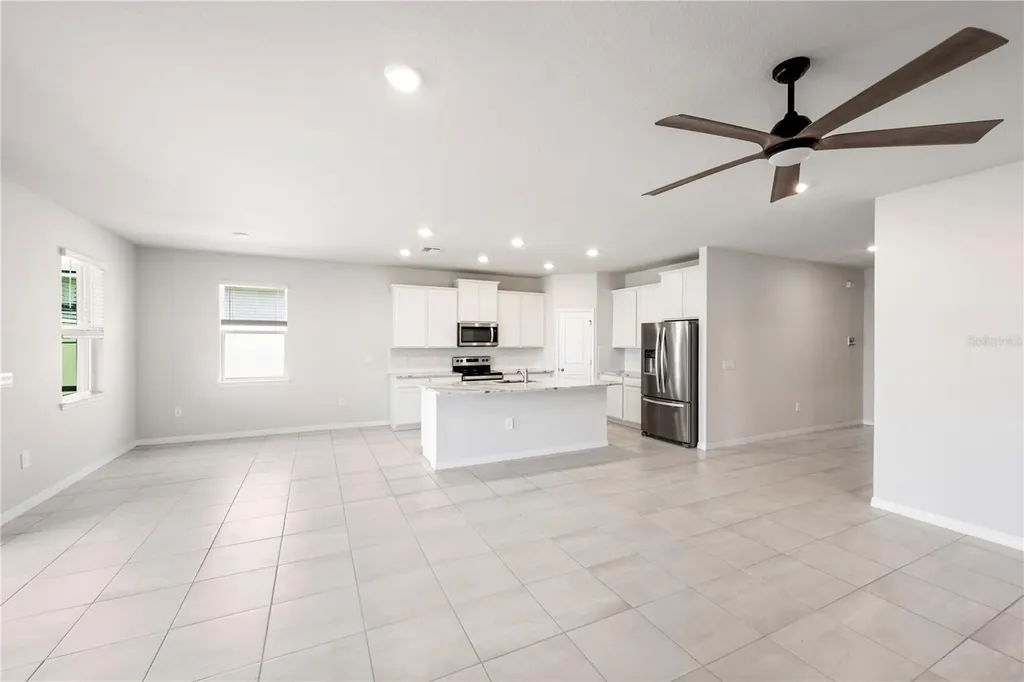 17915 Cantarina Cove Lakewood Ranch FL 34211