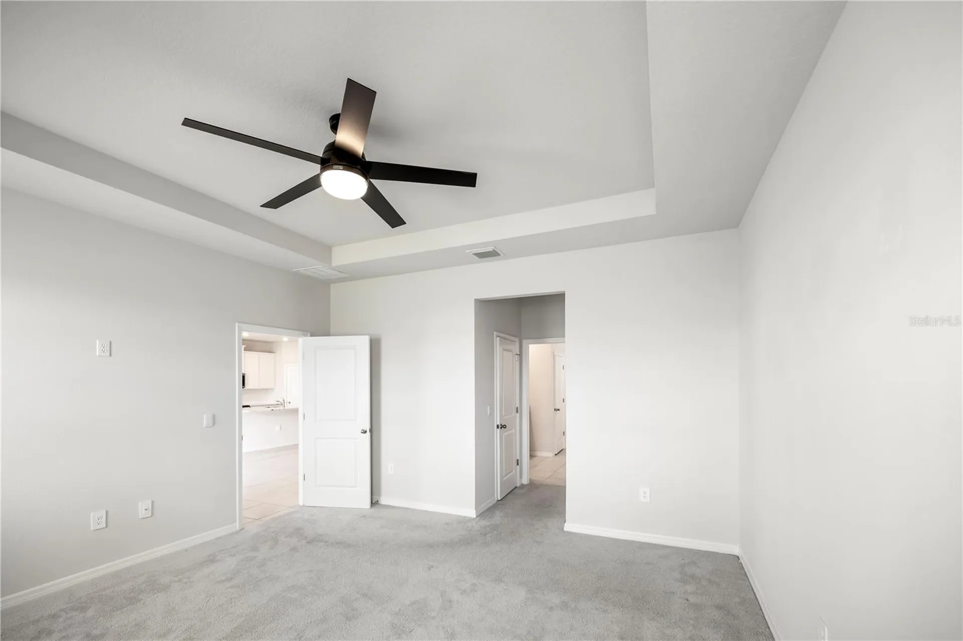 17915 Cantarina Cove Lakewood Ranch FL 34211